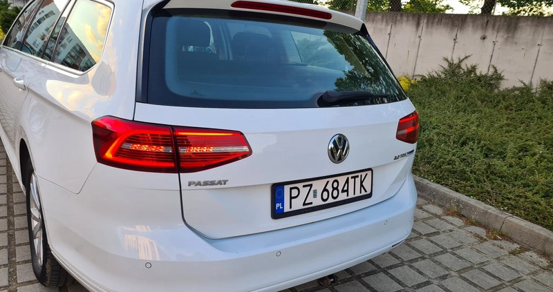Volkswagen Passat cena 46950 przebieg: 278000, rok produkcji 2016 z Kostrzyn małe 667